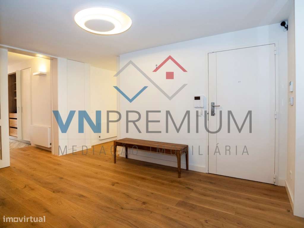 Belíssimo apartamento totalmente remodelado com materiais topo de gama-10