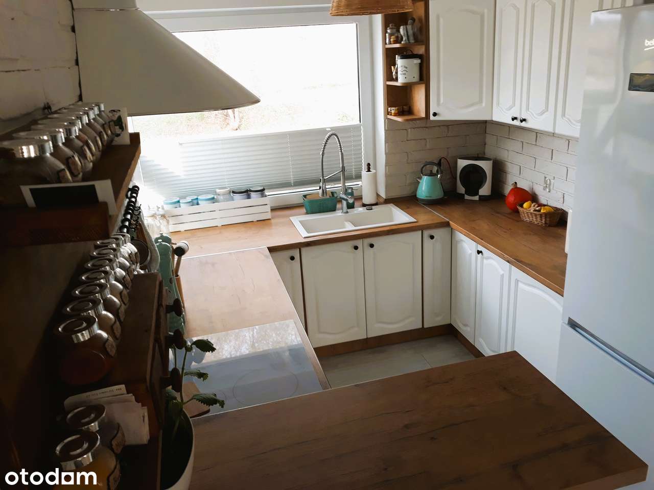 Nowoczesny dom w spokojnej okolicy - Pełny obrazek: 3/15