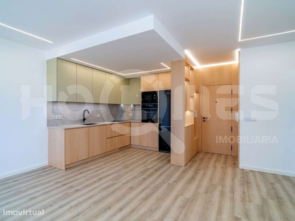 T2 de Luxo no Último Andar | Vista Mar, Serra e Cidade | Centro da ...-28