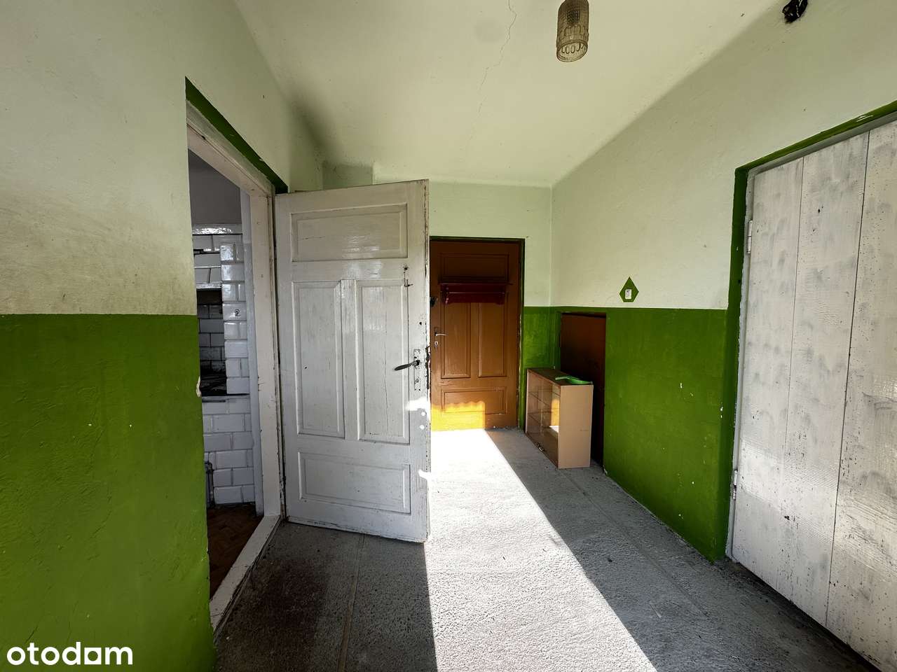 Dom z budynkami gospodarczymi, 40 min od Lublina!-4