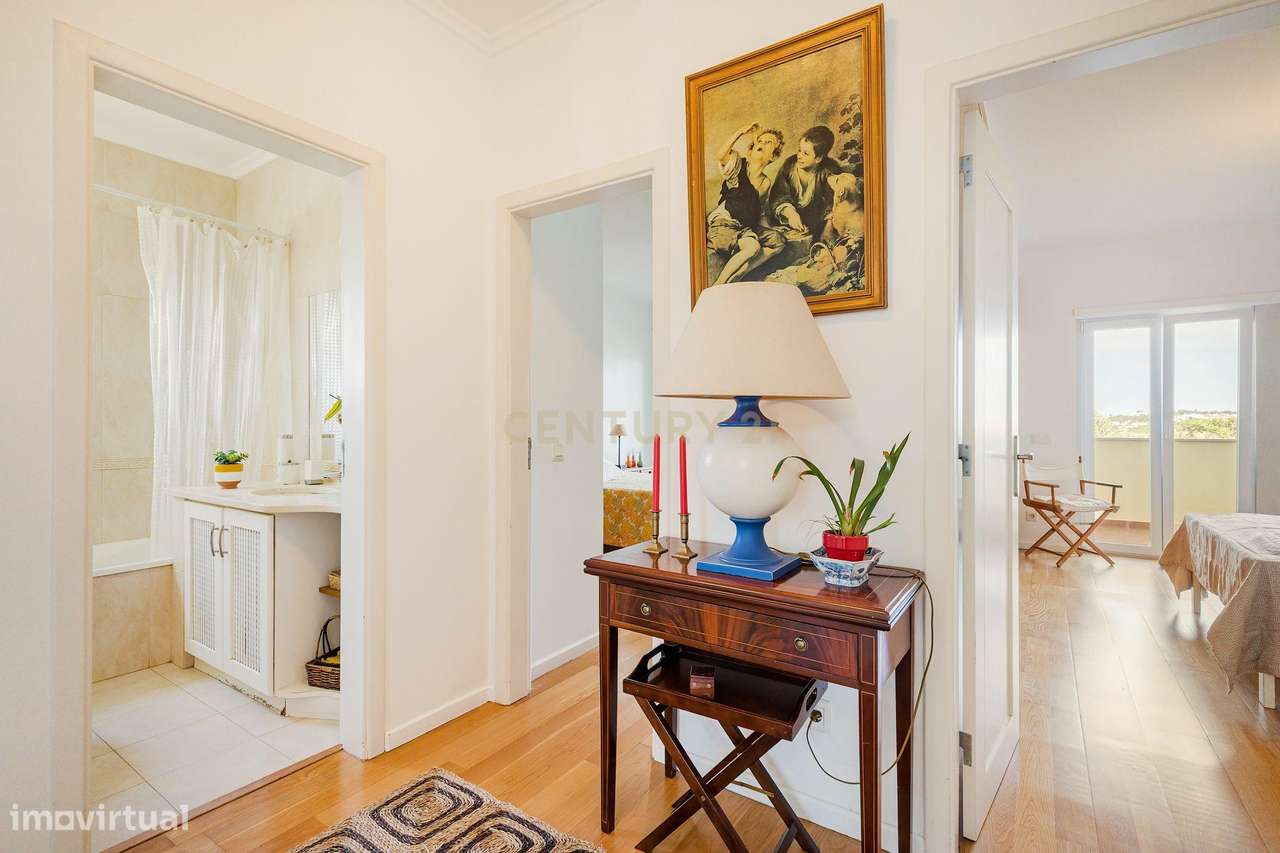 Moradia T3 Cascais venda | Jardim Privativo e Vista para o Parque Natu-21