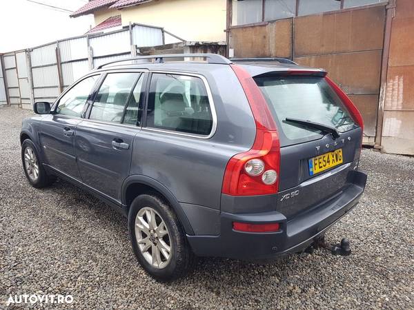 Dezmembrez Volvo XC 90 2.4 Diesel - 5