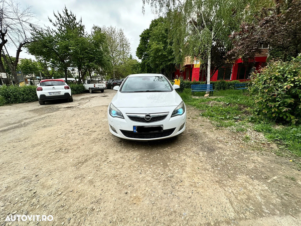 Opel Astra 2.0 CDTI Enjoy - 8