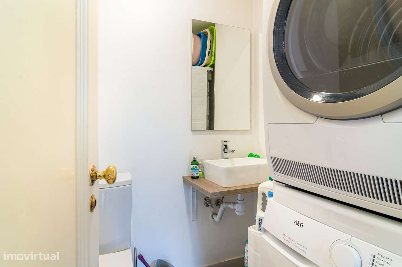 Apartamento T3+1 no Atlanta Park – Laranjeiras, Lisboa-8