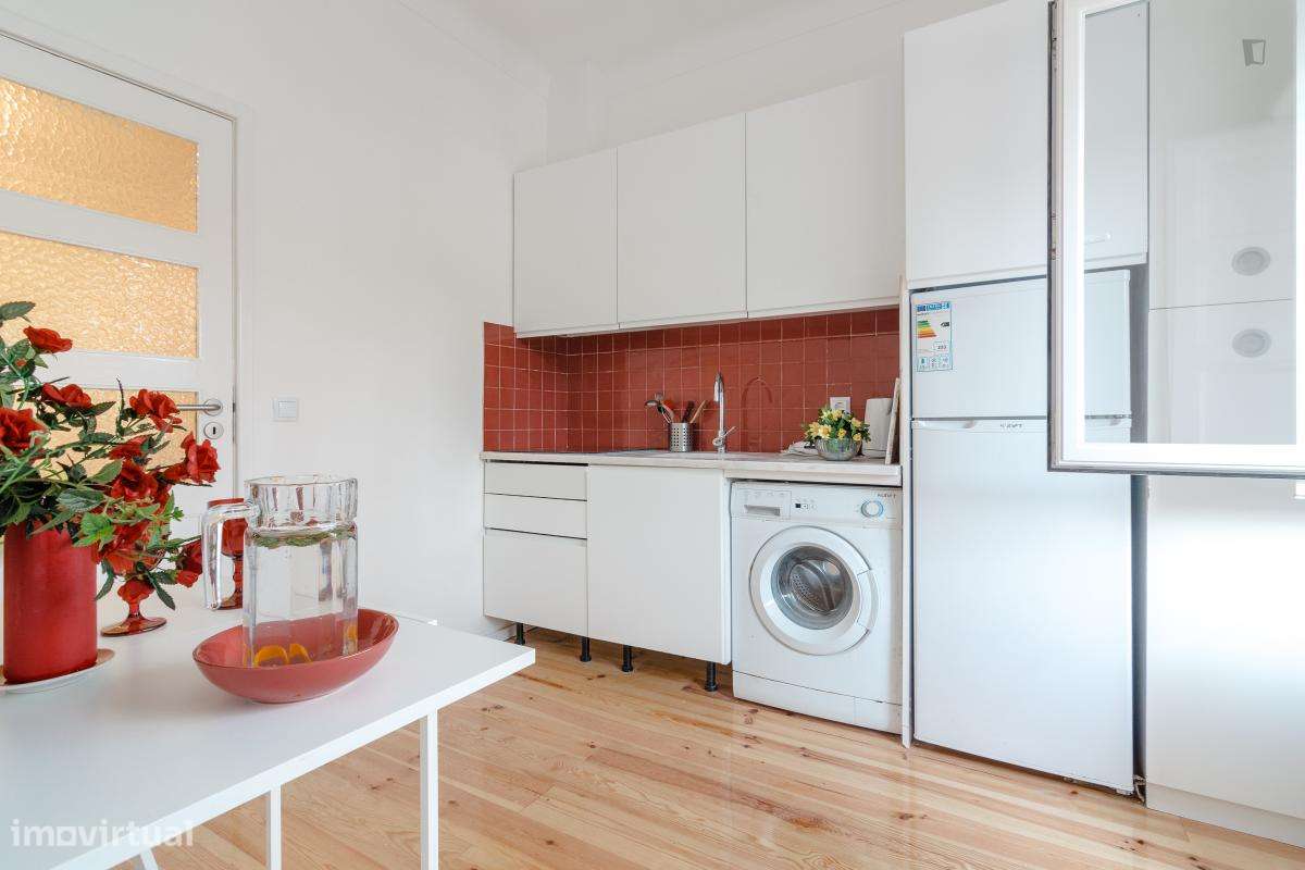 Apartamento com 1 quartos - localizado em Alvalade Lisbon - Grande imagem: 4/8