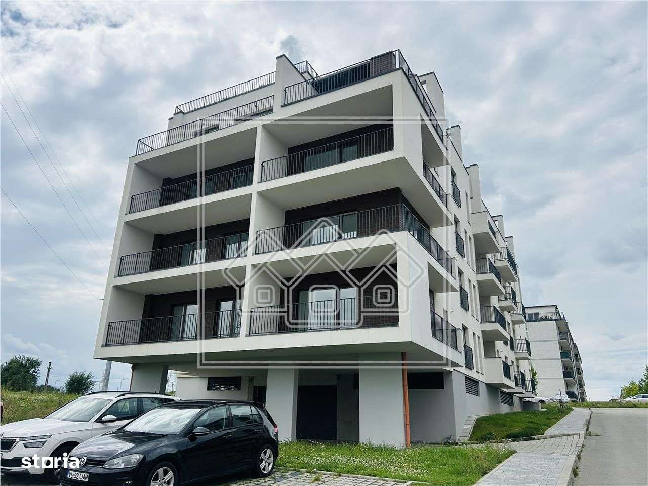 Apartament 2 camere, balcon mare, bloc nou, zona buna - Imagine principală: 2/15