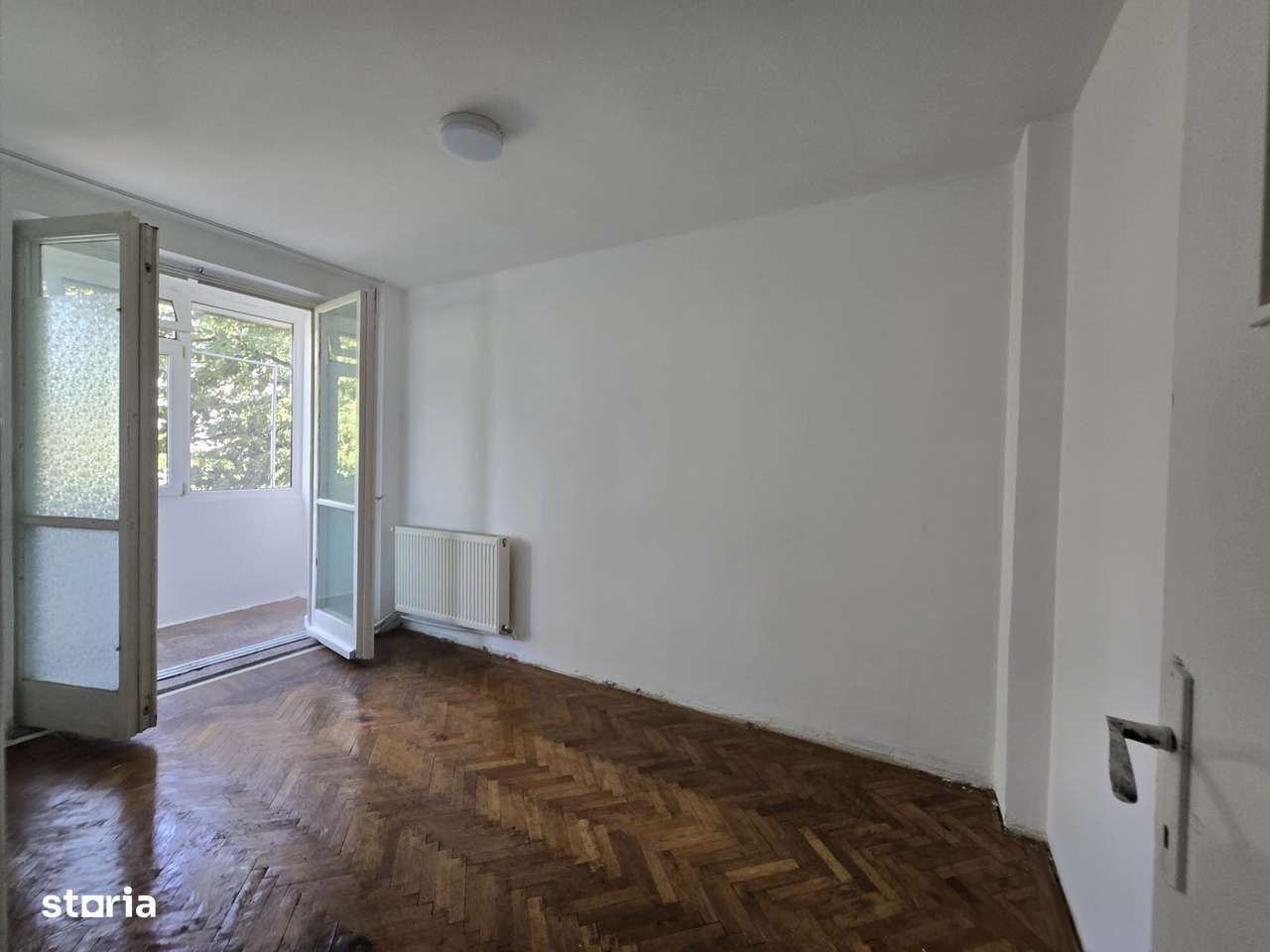3 camere, Centru, R-uri, etaj 2, CT, 70000 EUR - Imagine principală: 3/11
