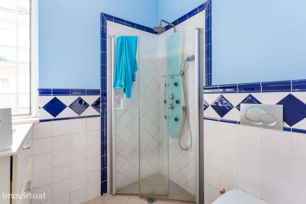 Moradia T4 + 1 com piscina, Pena, Lisboa-17