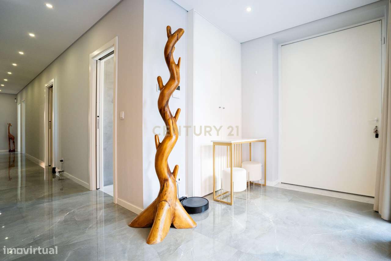 Moradia de Luxo T3 junto a Sintra | Vila Verde - Grande imagem: 2/60