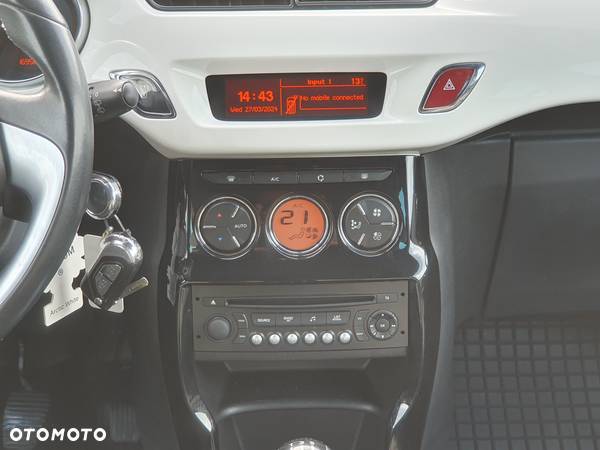 Citroën DS3 1.6 e-HDi SoChic - 28