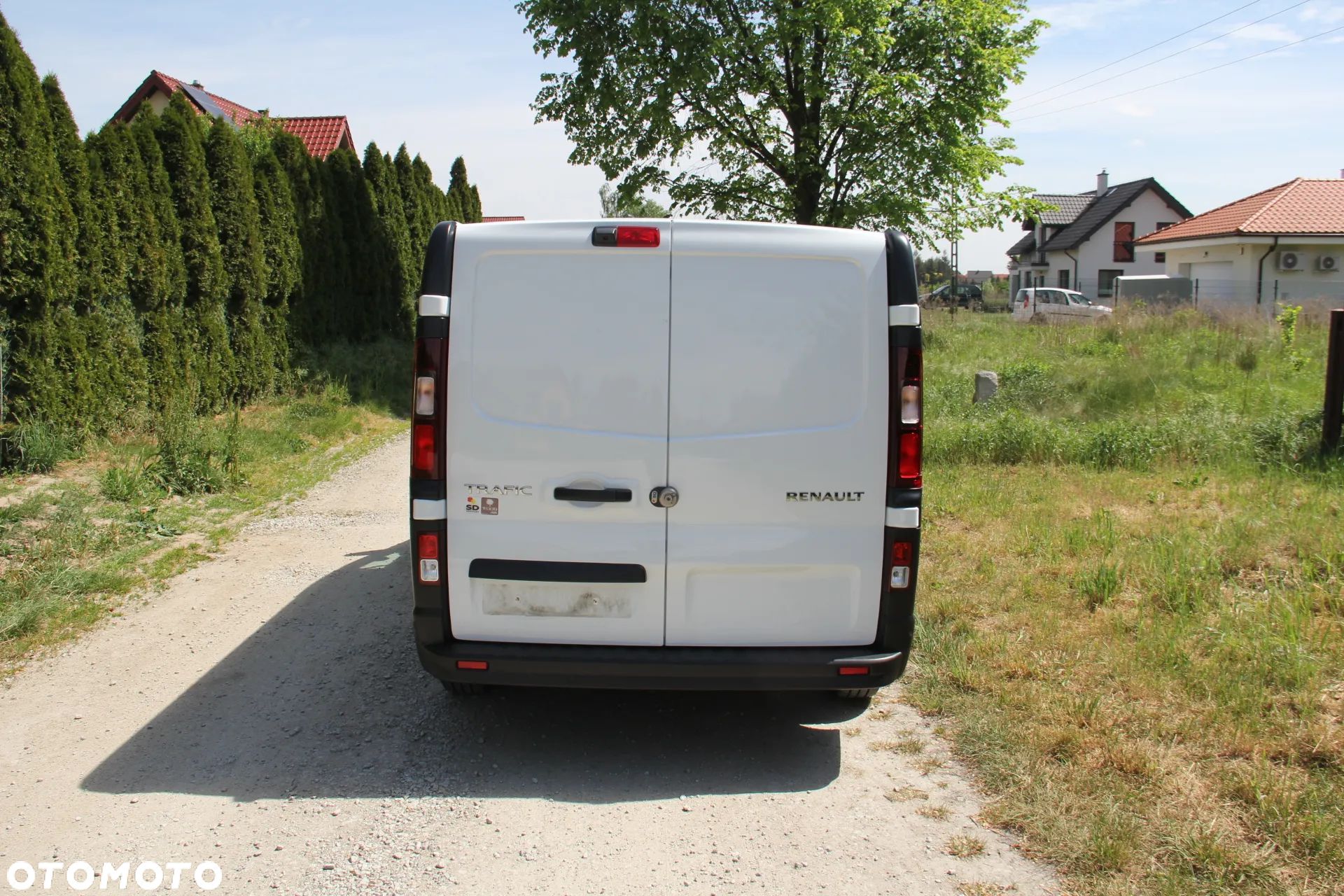 Renault TRAFIC - 1