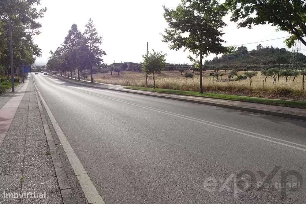 Terreno em Castelo Branco, a Lotear para construção residencial, com P - Grande imagem: 4/18