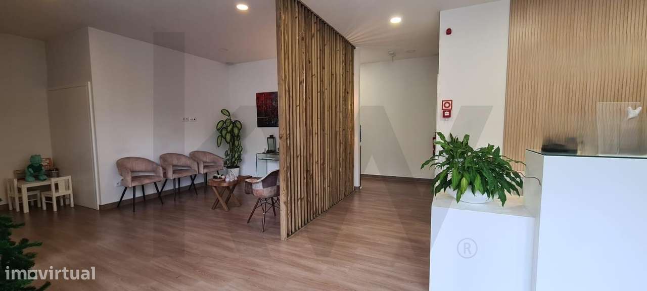 Espaço comercial em Zona Premium na Estrada da Luz-Lisboa - Grande imagem: 5/19