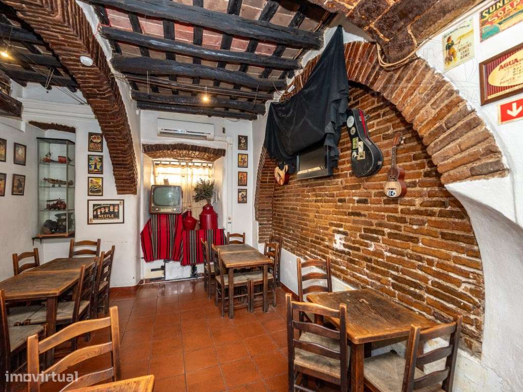 Espaço comercial no Centro Histórico de Évora - Grande imagem: 2/20