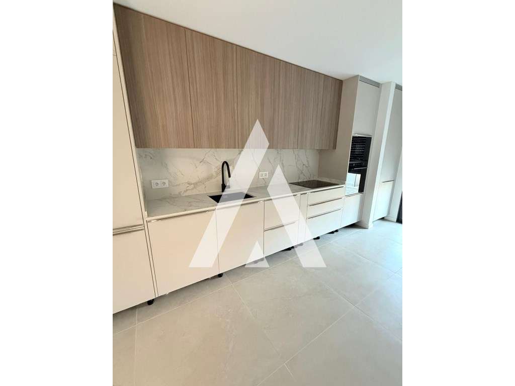 Moradia T4 nas Agras do Crasto em Aradas. - Grande imagem: 3/20