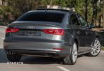 Audi A3 1.8 TFSI Attraction S tronic - 12