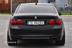 BMW Seria 7 750i L - 8