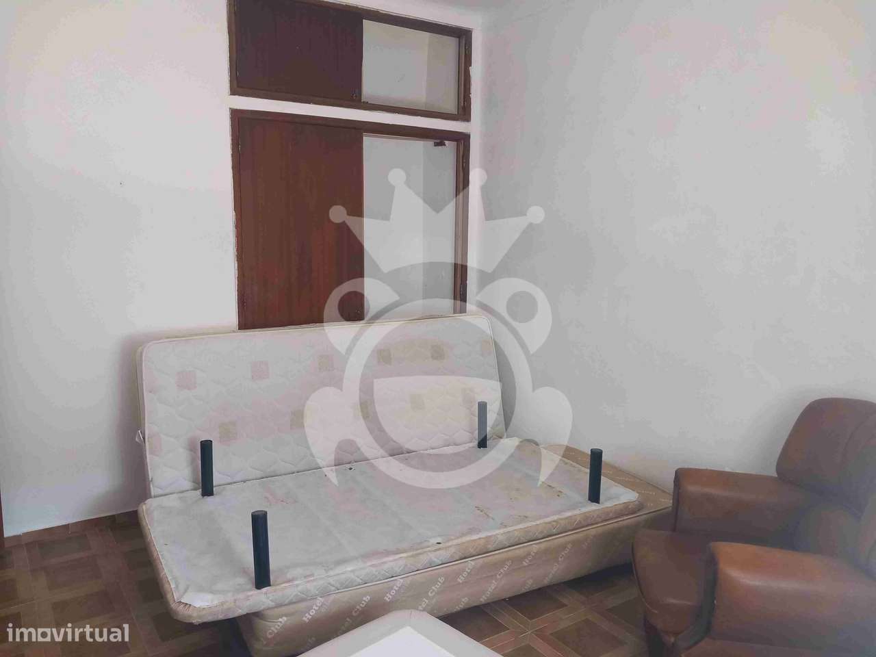 Moradia T4 com Terreno de 8.250m² - Serpa-6
