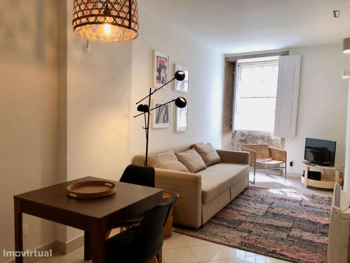 Apartamento com 1 quartos - localizado em Cedofeita Porto - Grande imagem: 5/6