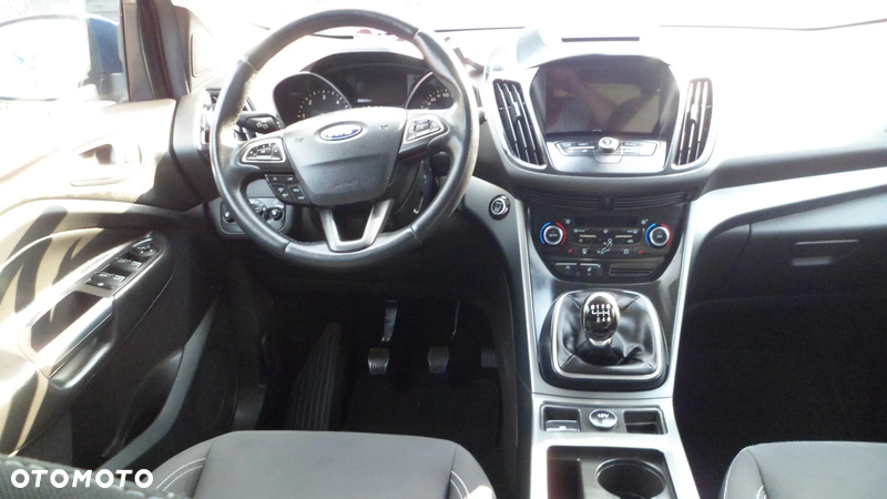 Ford Kuga 2.0 TDCi 4x4 Cool & Connect - 19