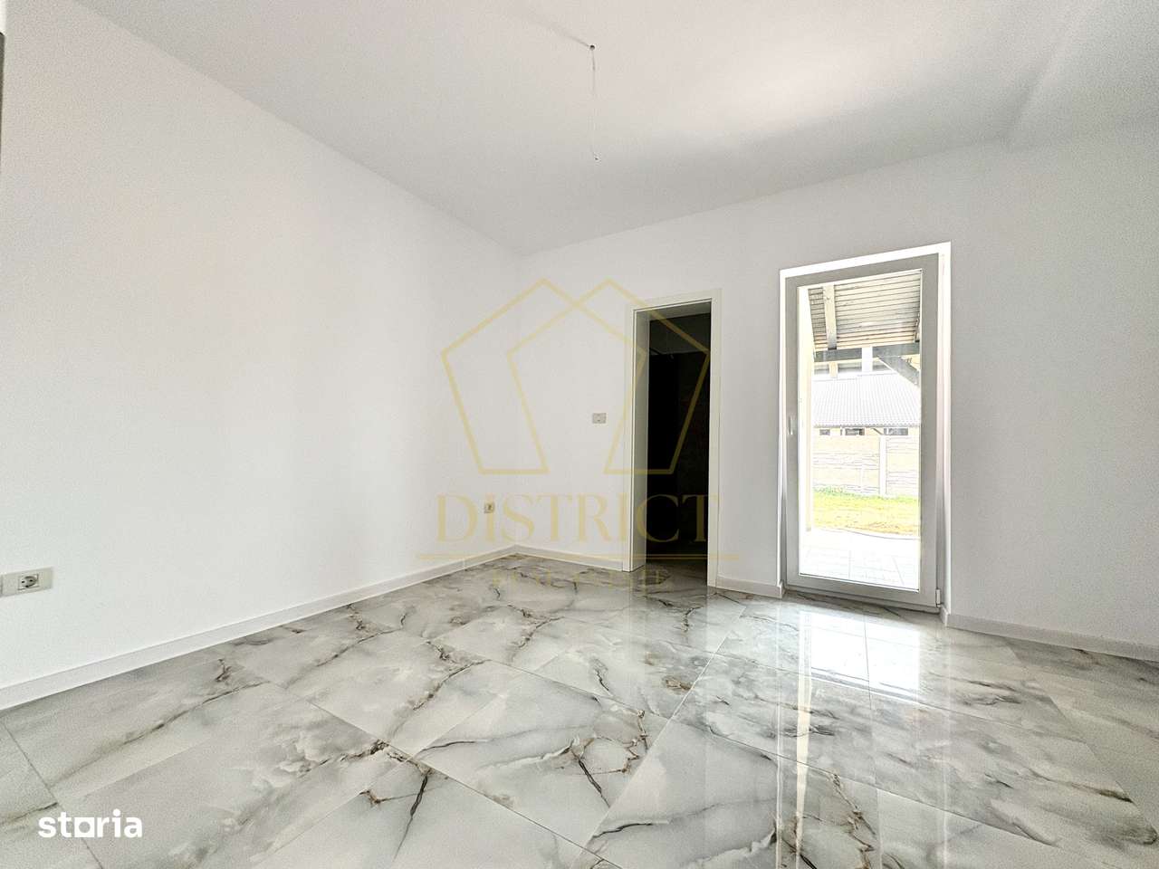 Duplex cu 3 camere si bucătărie închisă | Mosnita Veche | Lidl - Imagine principală: 5/9