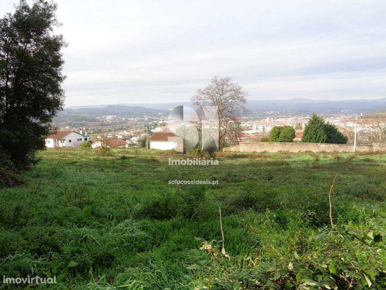 Terreno c/ viabilidade construção