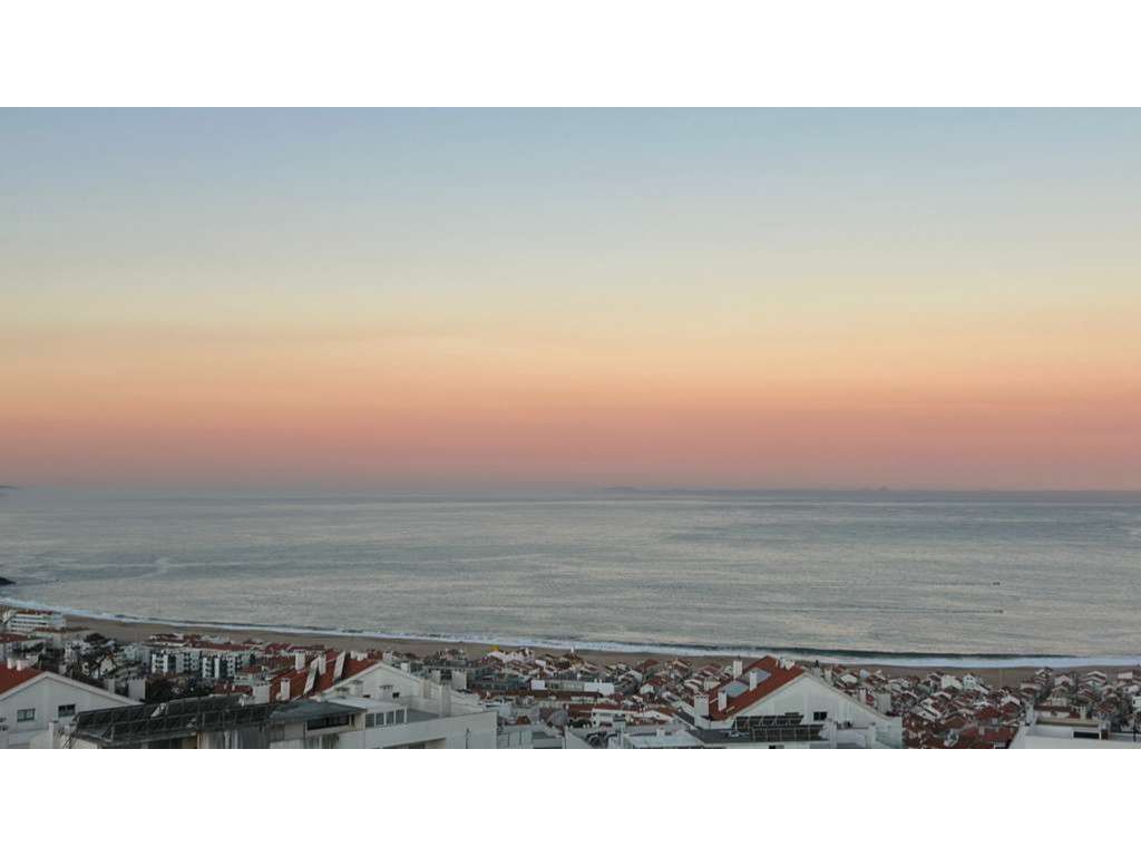 Penthouse T2 com vista panorâmica de mar e terraço privado em condo...-38
