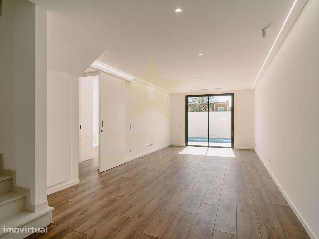 Moradia com 3 quartos com Piscina Privativa e Vista Mar - Grande imagem: 5/47