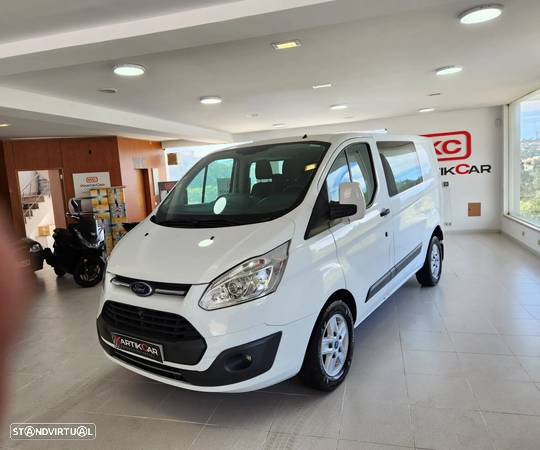 Ford Tourneo Custom - 12