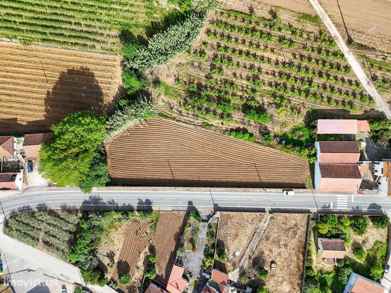 Terreno com 2150 metros na Aldeia Grande, Maxial-10