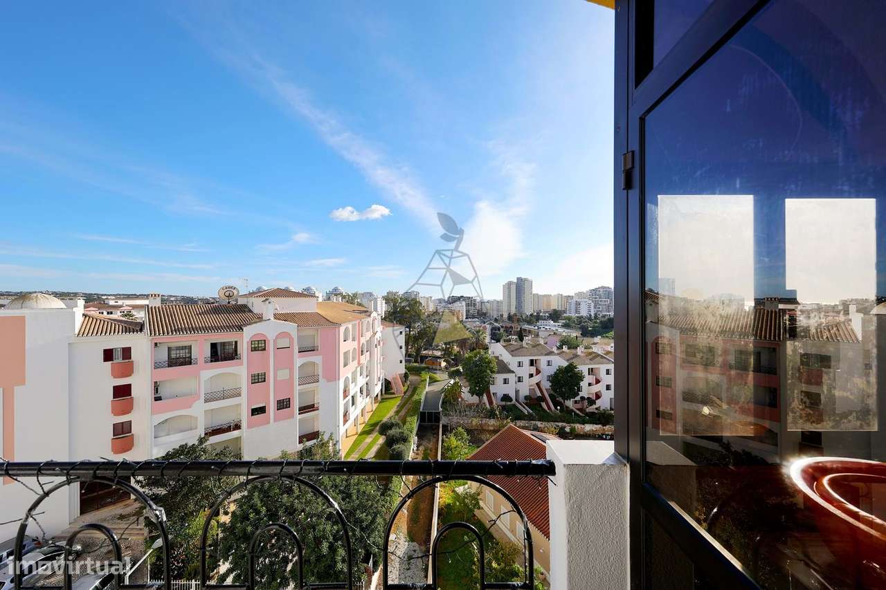 Apartamento T2 virado a Sul , com Garagem na Vila Rosa - Portimão-5