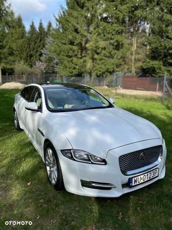 Jaguar XJ 3.0 D V6 LWB Portfolio - 6