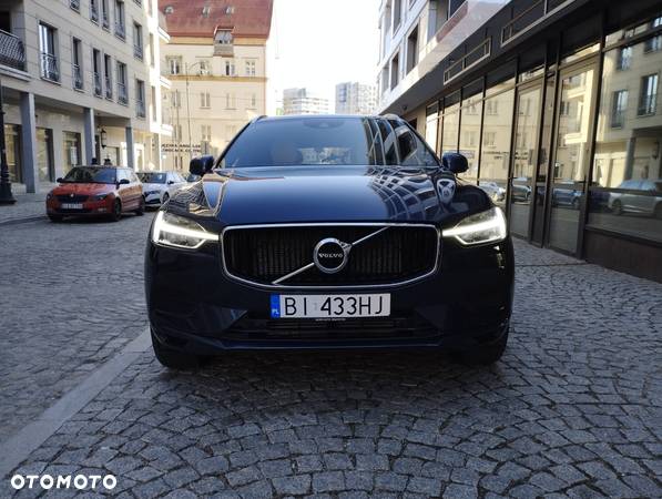 Volvo XC 60 T6 AWD Geartronic Momentum - 2