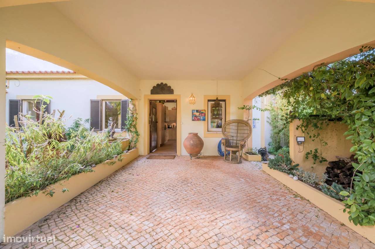 Moradia rural com 4 + 1 quartos, sauna, piscina e jardins deslumbrante - Grande imagem: 4/60