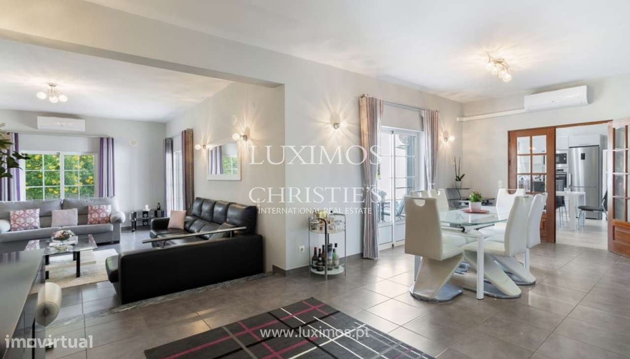 Moradia V4 com piscina, para venda em Boliqueime, Algarve - Grande imagem: 4/25