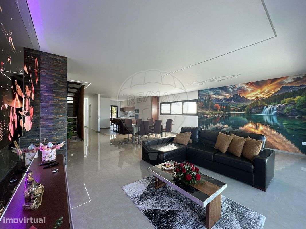 Moradia T4 para venda-6