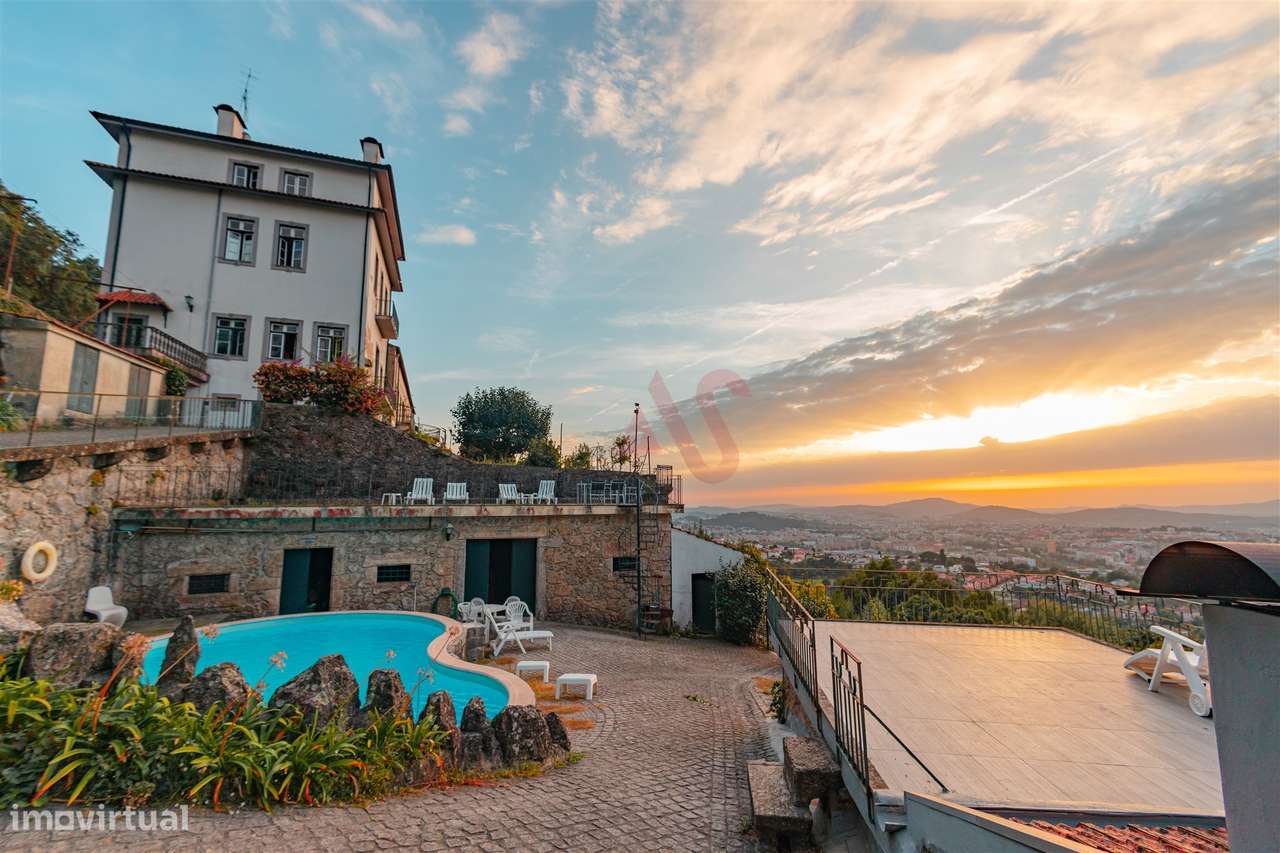 Exclusiva Propriedade Histórica na Encosta do Bom Jesus – Braga - Grande imagem: 2/47