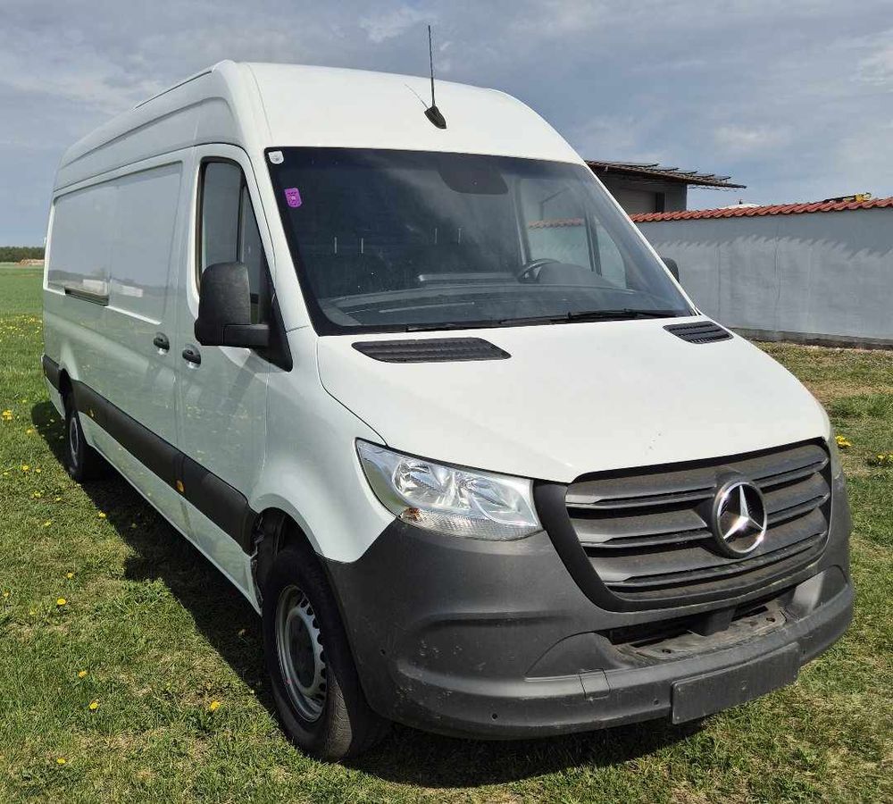 Mercedes-Benz Sprinter 2021