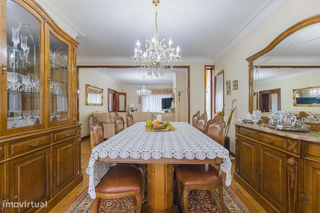 Moradia T4 exclusiva | Piscina| Zona Agrícola | Junto à Praia-6