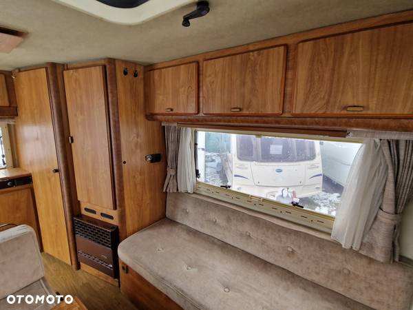 Hymer-Eriba S555 - 14