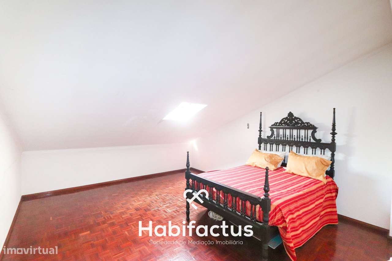 Apartamento T3+1 Duplex para  venda em Marzovelos.-18