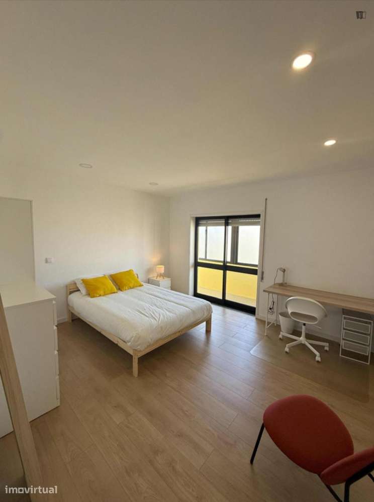 Quarto - localizado em Rio Tinto Porto - Grande imagem: 5/10