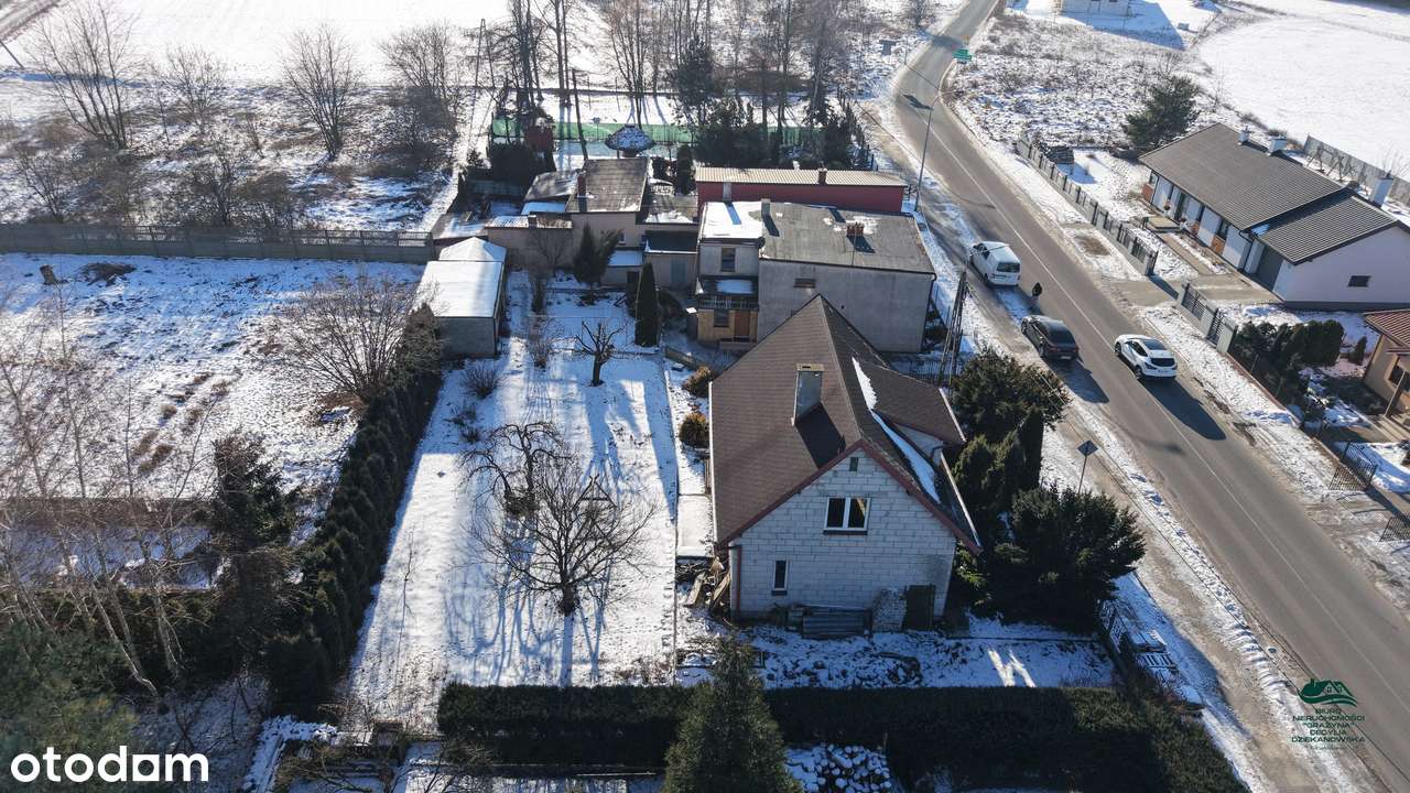 Dom wolnostojący parterowy z poddaszem -stan surowy zamknięty-3