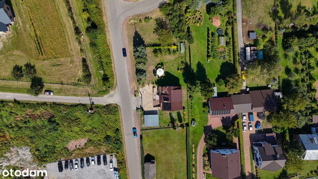 KOMFORTOWY DOM Z OGRODEM I 3 GARAŻAMI! - Pełny obrazek: 5/20