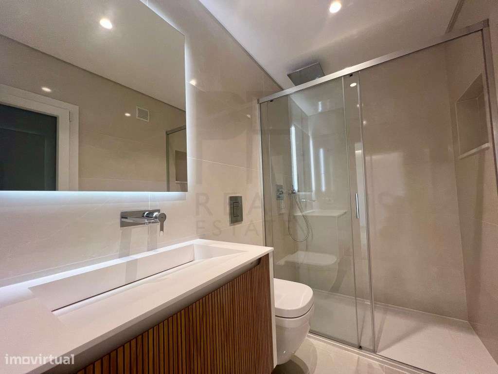 T3 em Suites - 1º Andar com elevador - PAREDE - Grande imagem: 4/11