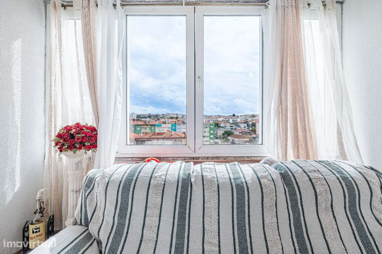 T3 em Mem Martins muito luminoso-3