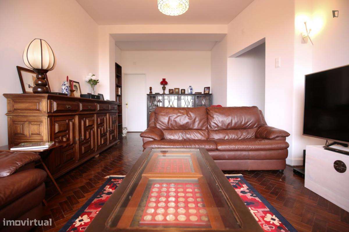 Quarto - localizado em Lisbon - Grande imagem: 4/30