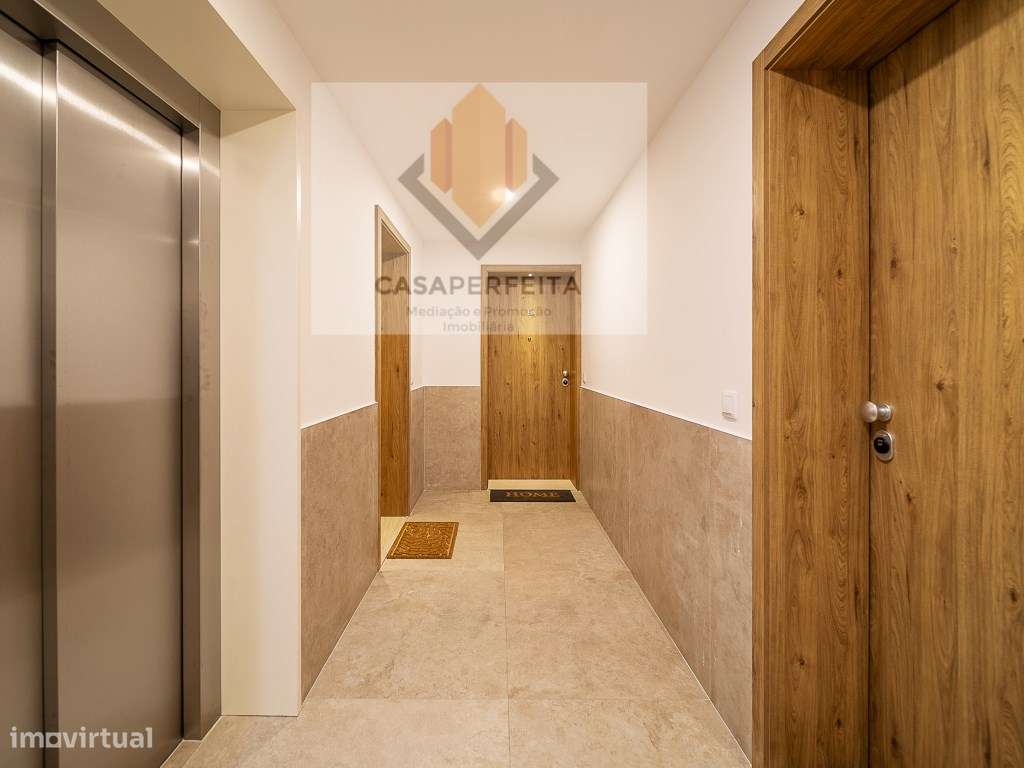 Fantástico T1 com Varanda Junto à Exponor - Leça da Palmeira-21