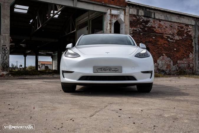 Tesla Model Y Performance Dual Motor AWD - 10