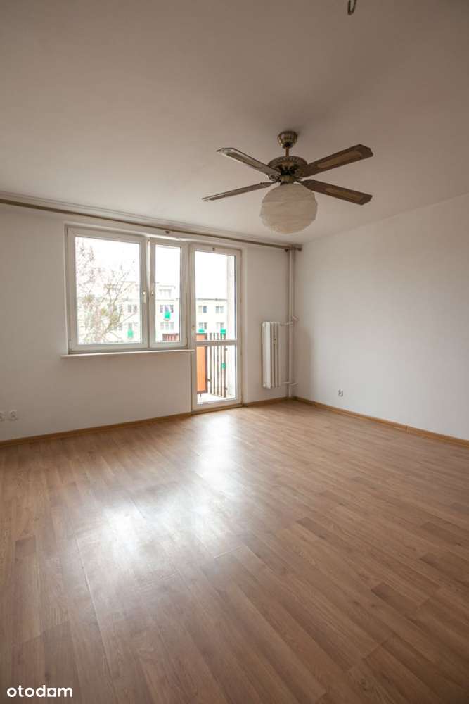 Kawalerka z balkonem, Marysin Wawerski-2